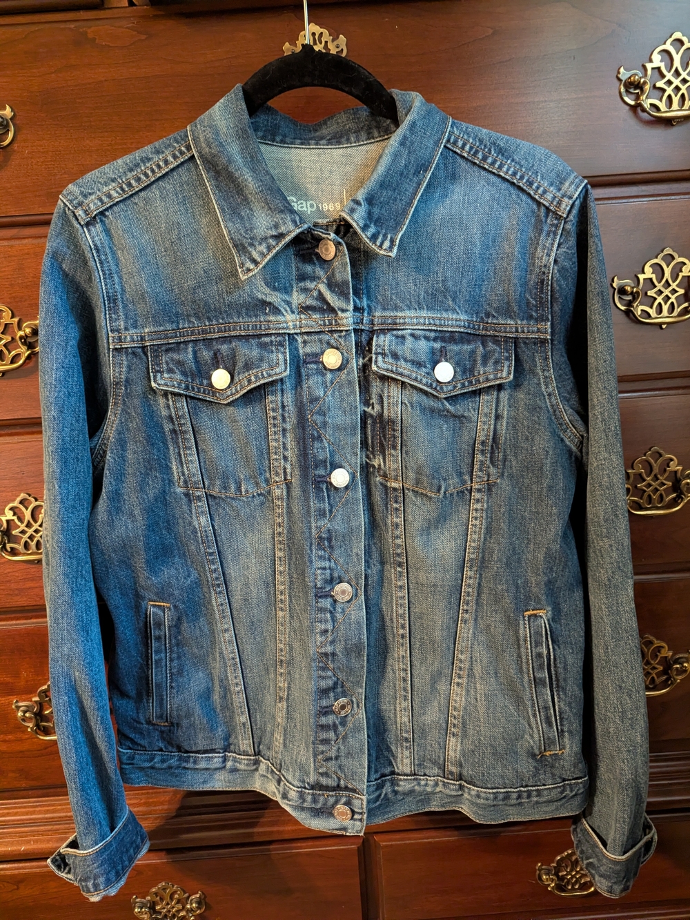 GAP Medium Blue Denim Jean Jacket